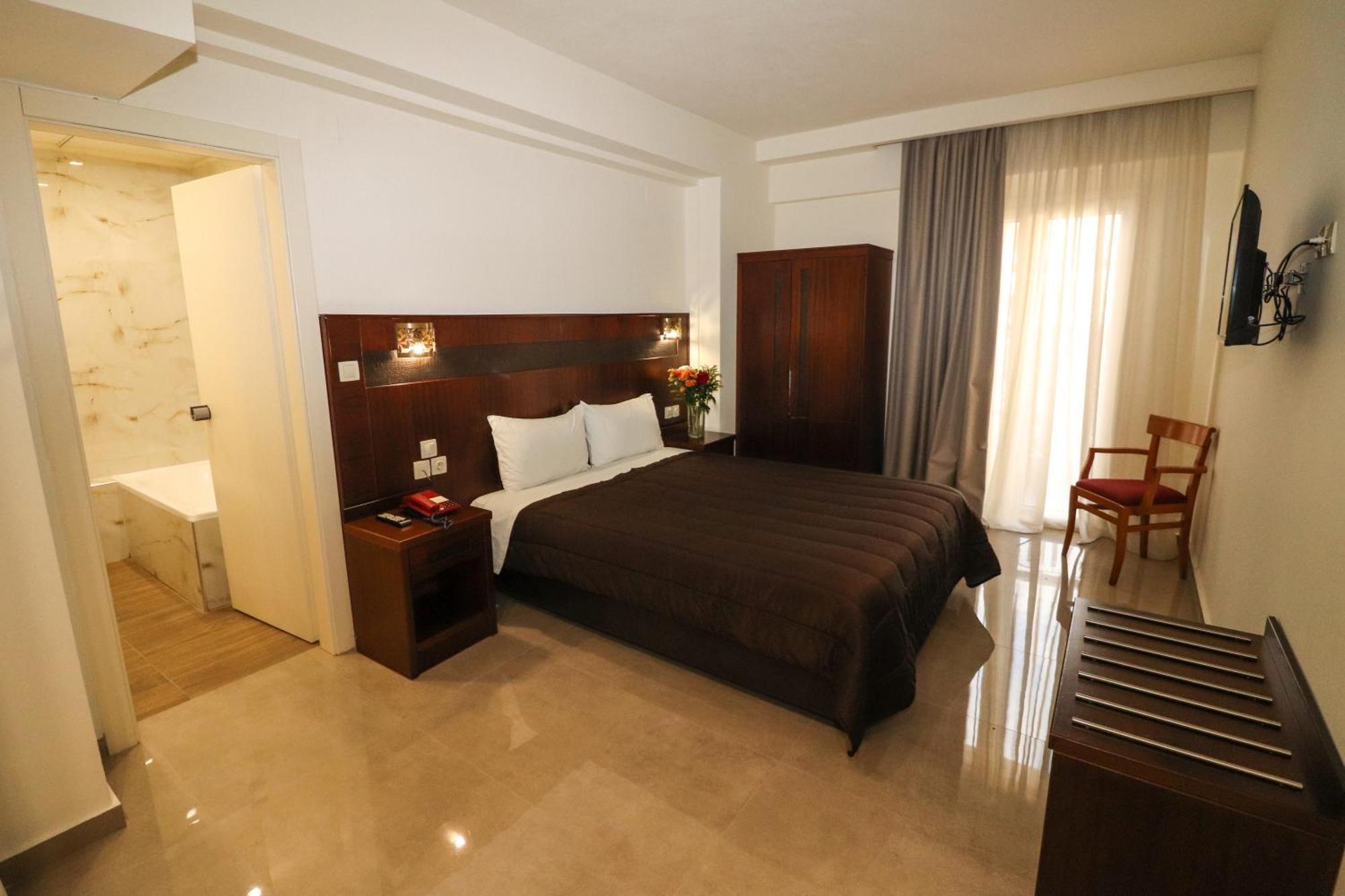 Hotel Orfeas Калампака Экстерьер фото